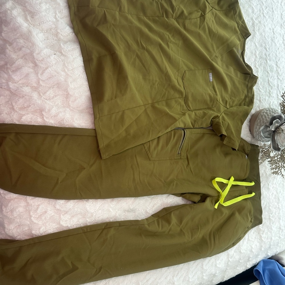 Olive Green Scrub Set figs women
